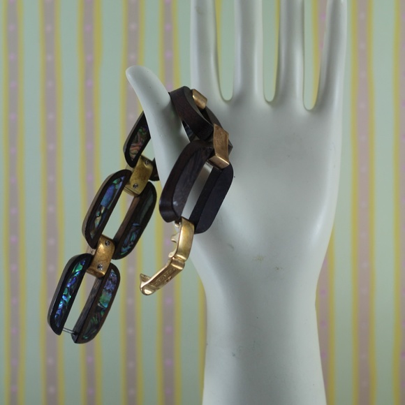 Henri Bendel Wood and Mother of Pearl Bracelet - Picture 3 of 16